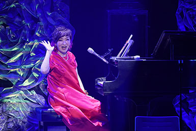 清水ミチコ